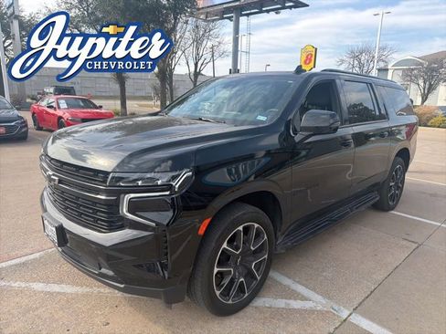 Used 2024 Chevrolet Suburban RST w/ Luxury Package image 1