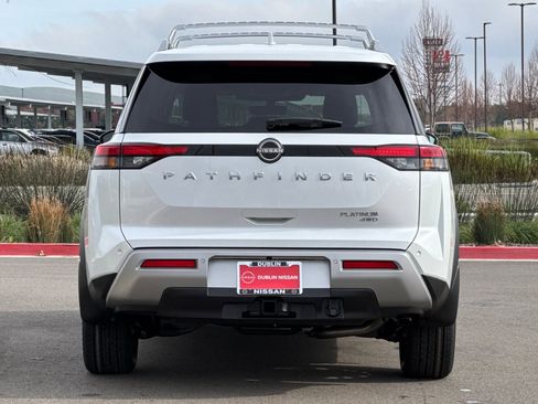 New 2025 Nissan Pathfinder Platinum w/ Lighting Package (N92) image 5