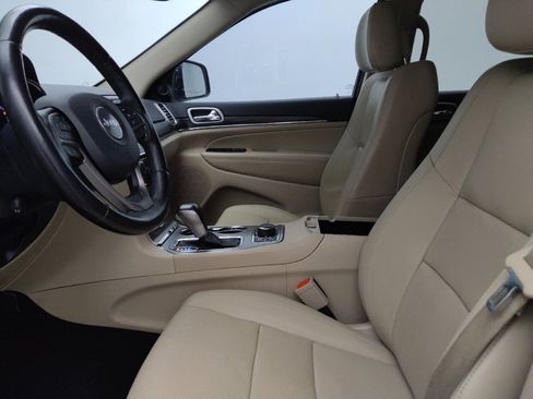 Used 2020 Jeep Grand Cherokee Limited w/ Luxury Group II AWD/4WD image 17