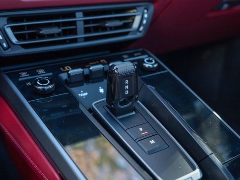 Certified 2024 Porsche 911 Carrera S w/ Sport Package image 32