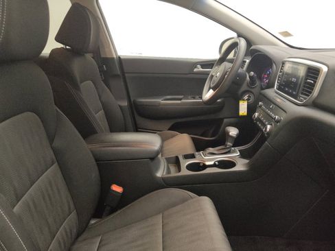 Used 2020 Kia Sportage LX AWD/4WD image 21