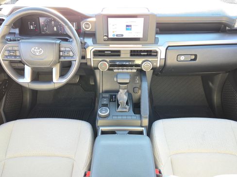 Certified 2025 Toyota 4Runner SR5 image 12