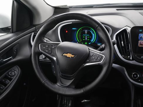 Used 2017 Chevrolet Volt LT w/ Comfort Package FWD image 14