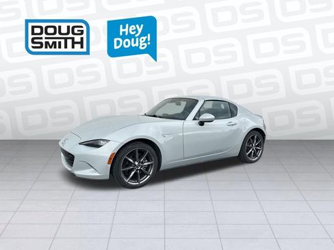 Used 2017 MAZDA MX-5 Miata RF Grand Touring image 1