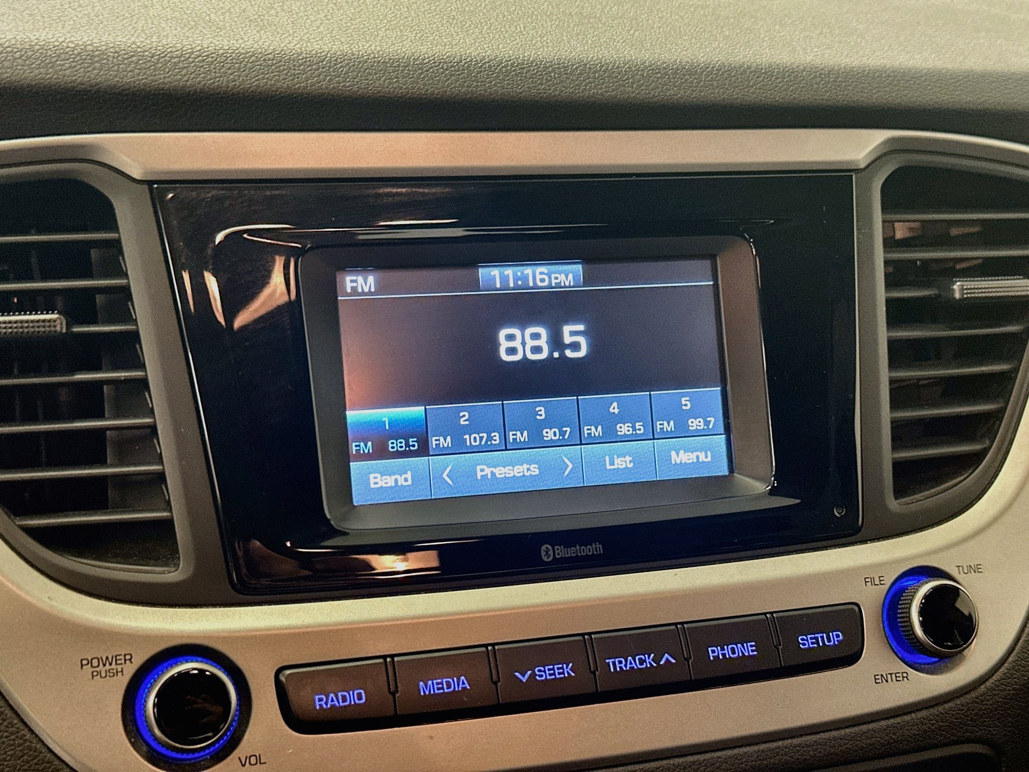 Used 2020 Hyundai Accent SE FWD image 21