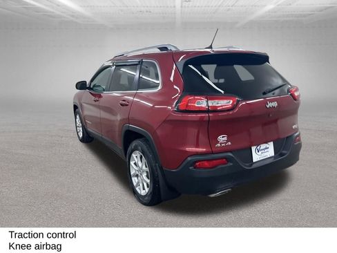 Used 2015 Jeep Cherokee Latitude w/ Cold Weather Group AWD/4WD image 9