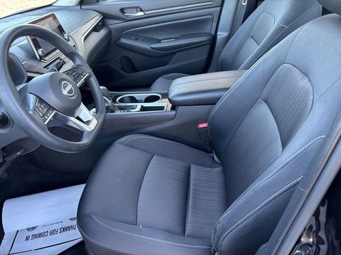 Used 2024 Nissan Altima 2.5 SV image 26