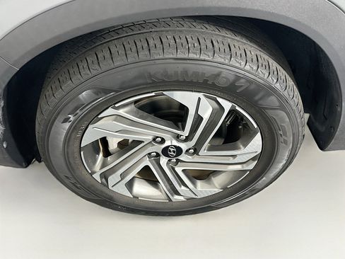 Used 2023 Hyundai Santa Fe SEL image 11