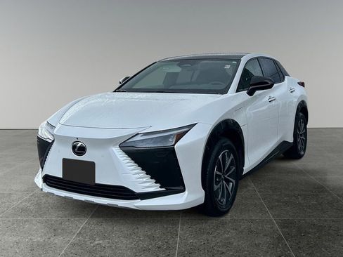 Used 2023 Lexus RZ 450e Premium w/ Technology Package image 3