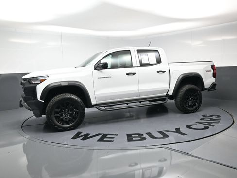 Used 2026 Chevrolet Colorado Trail Boss AWD/4WD image 6