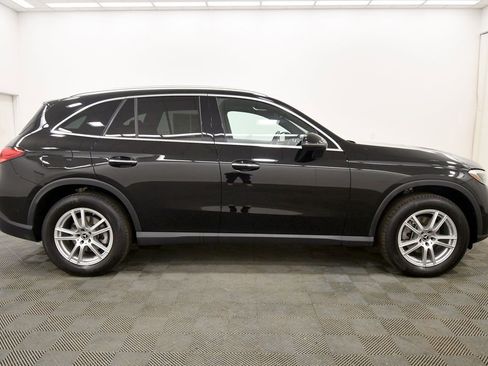 Used 2023 Mercedes-Benz GLC 300 4MATIC image 9