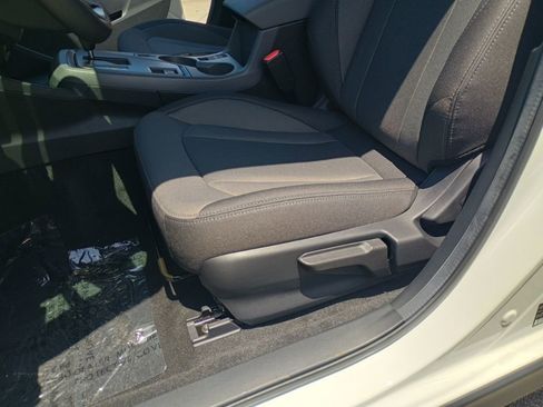 New 2026 Subaru Crosstrek 2.5i AWD/4WD image 9