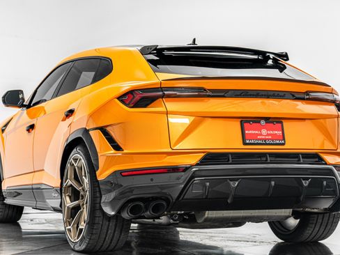 Used 2024 Lamborghini Urus Performante AWD/4WD image 7