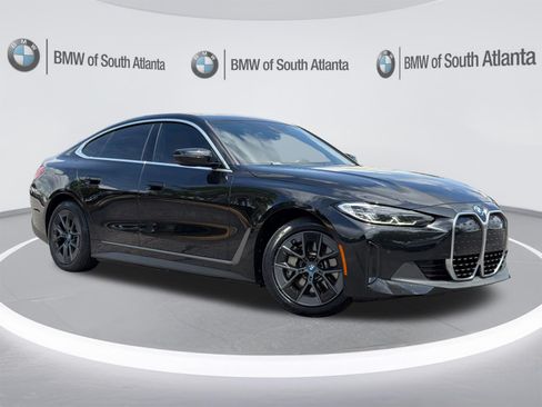 Certified 2024 BMW i4 eDrive40 w/ Premium Package RWD image 2
