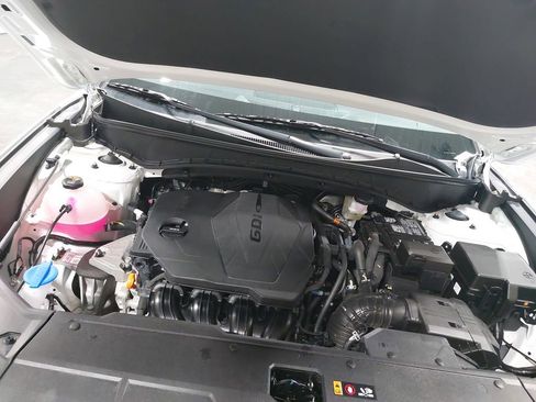 Used 2025 Hyundai Tucson SE AWD/4WD image 29