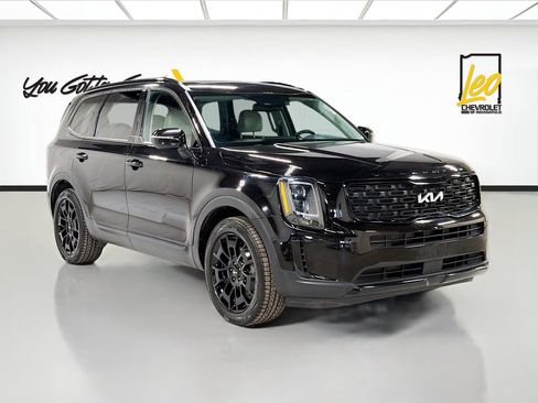 Used 2022 Kia Telluride EX w/ EX Premium Package AWD/4WD image 4