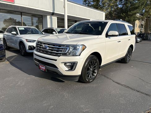 Used 2019 Ford Expedition Limited AWD/4WD image 16
