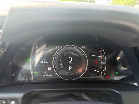 Used 2024 Lexus ES 300h w/ Premium Package FWD image 12