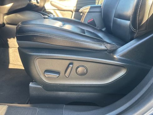 Used 2022 Ford Escape SEL image 22