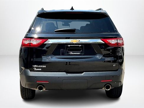 Used 2021 Chevrolet Traverse LT image 6