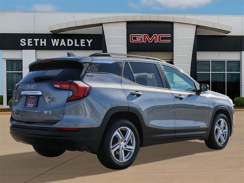 Used 2020 GMC Terrain SLE w/ Driver Convenience Package image 7