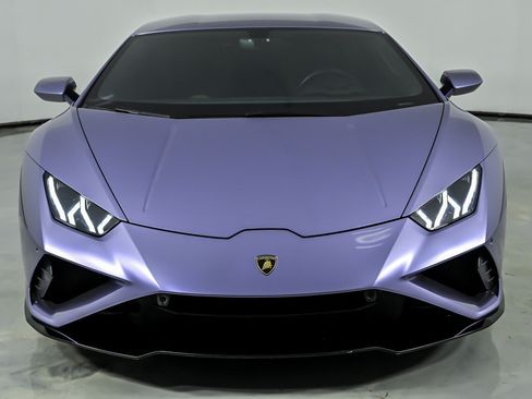 Used 2021 Lamborghini Huracan EVO RWD image 4