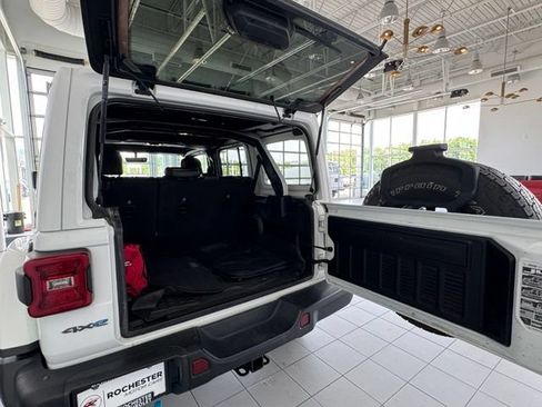 Used 2021 Jeep Wrangler Unlimited Rubicon 4xe w/ Steel Bumper Group AWD/4WD image 35