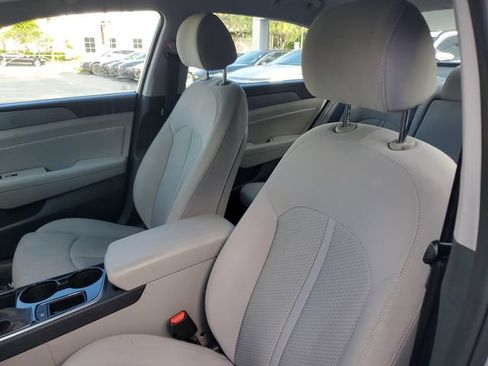 Used 2018 Hyundai Sonata SEL FWD image 11