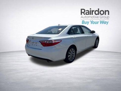 Used 2017 Toyota Camry XLE w/ Advanced Technology Package FWD image 7