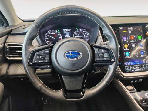 Used 2025 Subaru Outback Onyx Edition AWD/4WD image 18
