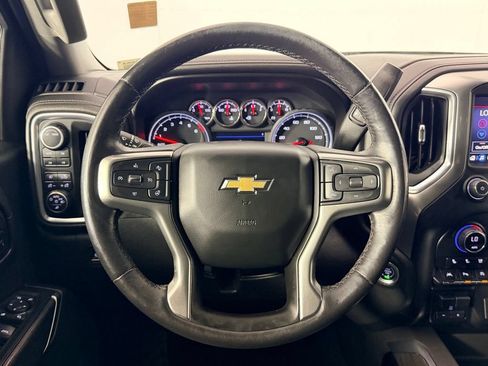Used 2021 Chevrolet Silverado 1500 LTZ AWD/4WD image 12