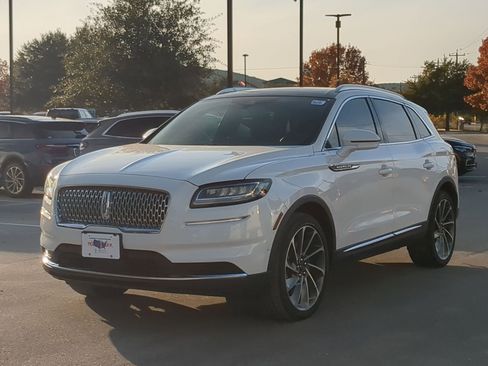 Used 2022 Lincoln Nautilus Reserve w/ Equipment Group 201A image 7