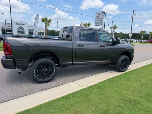 New 2026 RAM 2500 Big Horn AWD/4WD image 5