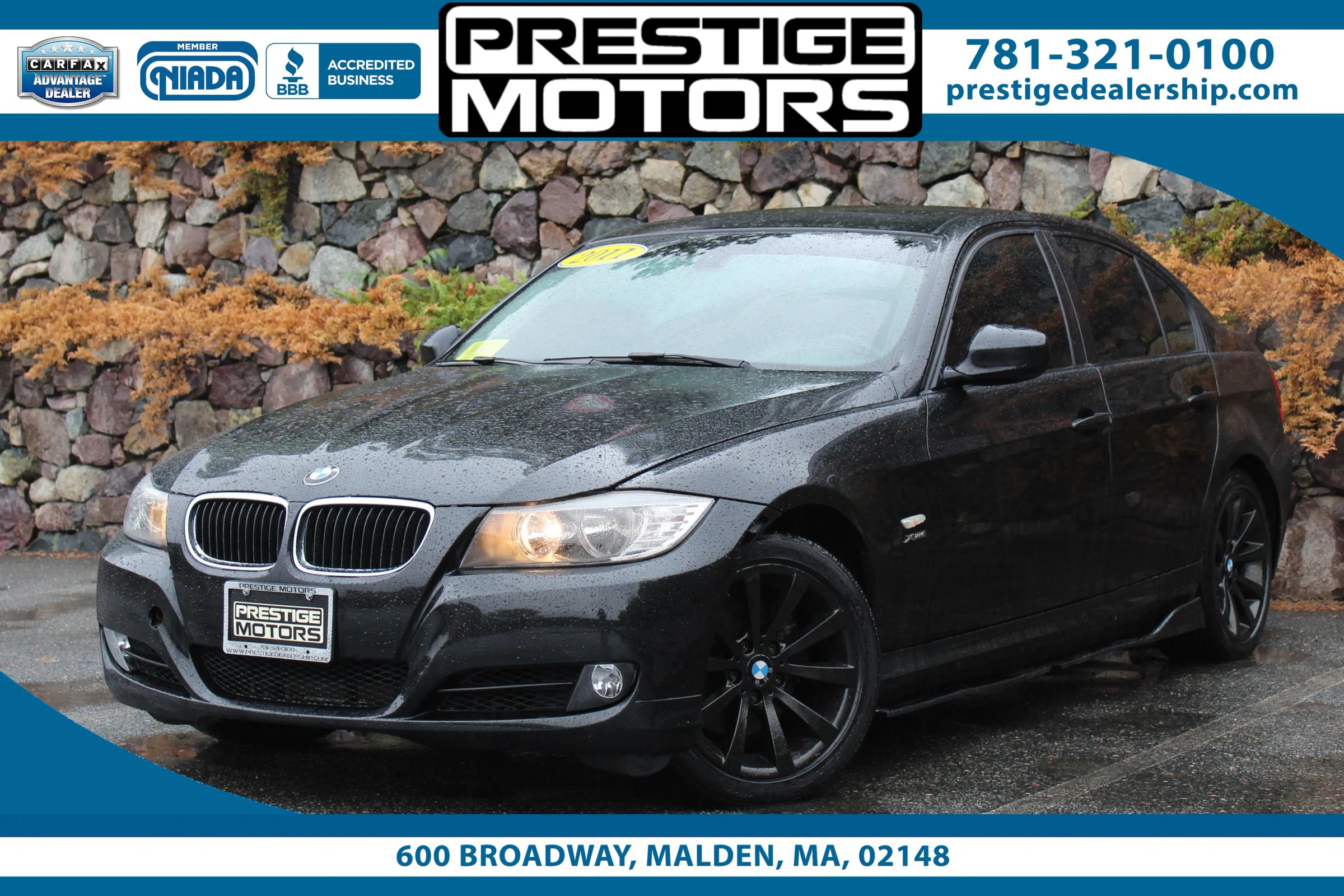 Used 2011 BMW 328i xDrive Sedan AWD/4WD image 1