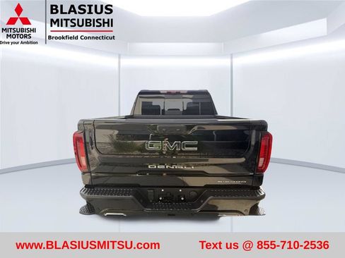 Used 2025 GMC Sierra 1500 Denali Ultimate AWD/4WD image 9