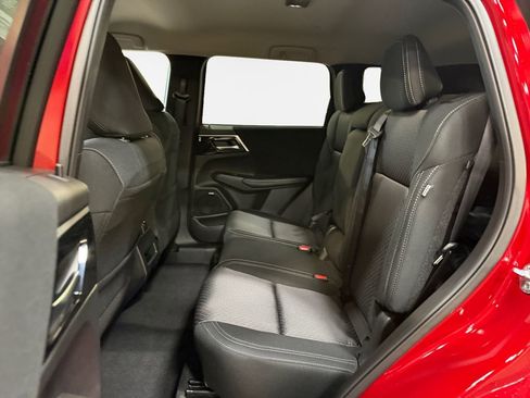 New 2026 Mitsubishi Outlander ES image 23