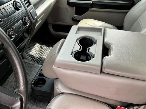 Used 2017 Ford F250 XL RWD image 15