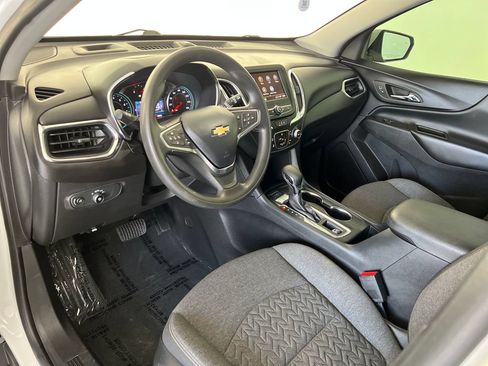 Used 2023 Chevrolet Equinox LT w/ LPO, Floor Liner Package AWD/4WD image 19