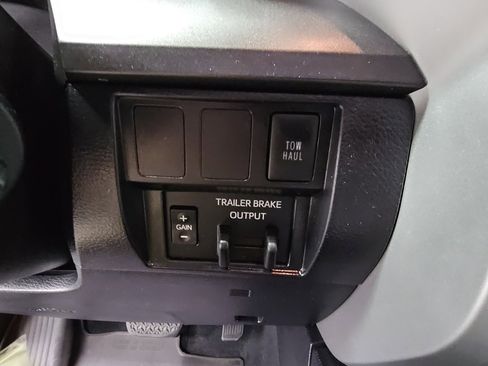 Used 2021 Toyota Tundra SR5 image 21