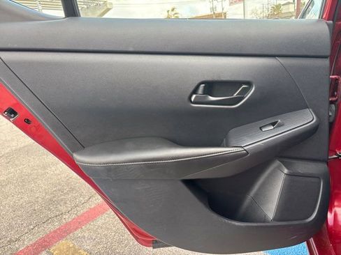 Used 2024 Nissan Sentra SV image 18