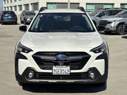 Used 2023 Subaru Outback Premium image 2