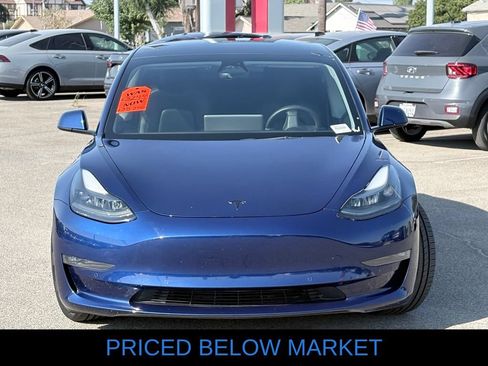 Used 2022 Tesla Model 3 Long Range AWD/4WD image 3