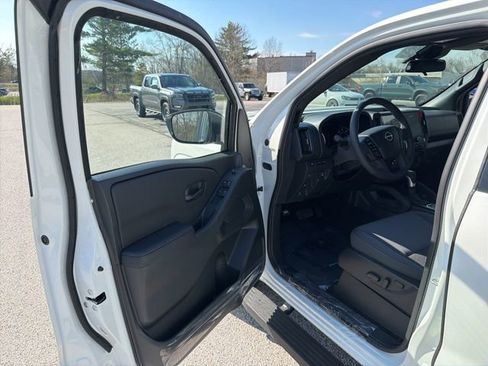 New 2026 Nissan Frontier SV AWD/4WD image 17