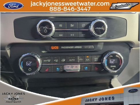 Certified 2022 Ford F350 Lariat w/ Chrome Package image 25