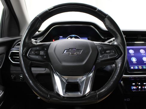 Used 2022 Chevrolet Bolt EUV Premier w/ Launch Edition FWD image 10
