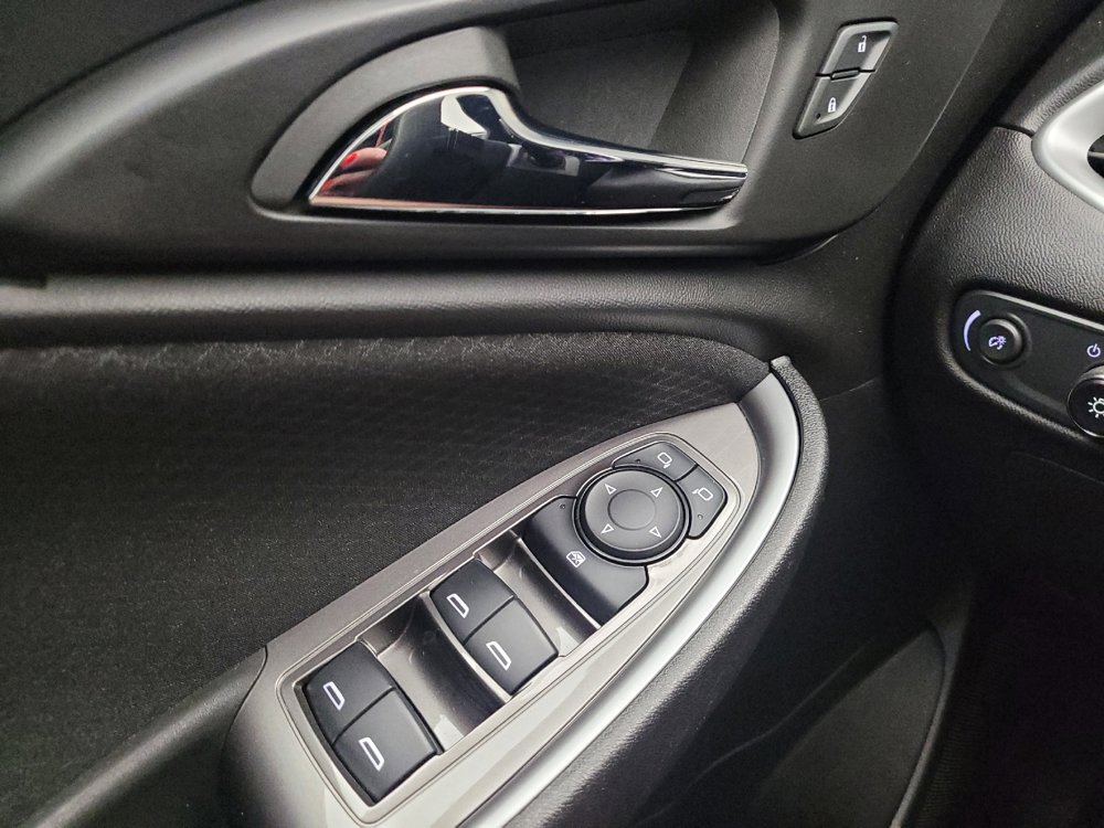 Used 2023 Chevrolet Malibu LS FWD image 27
