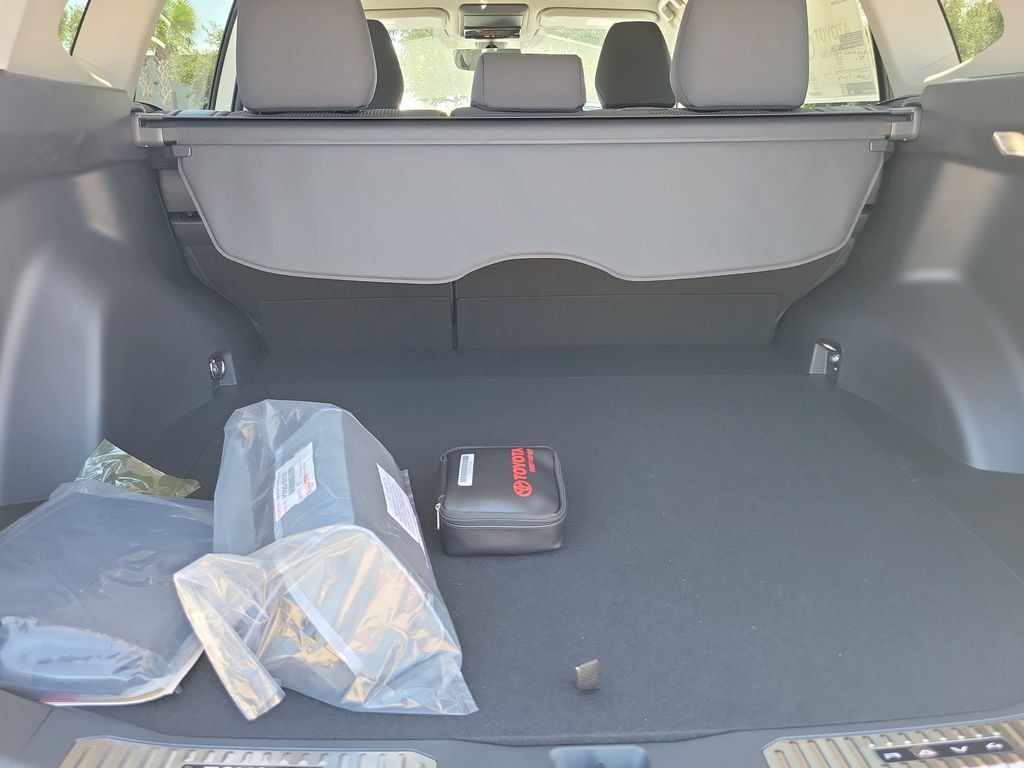 New 2026 Toyota RAV4 LE AWD/4WD image 30