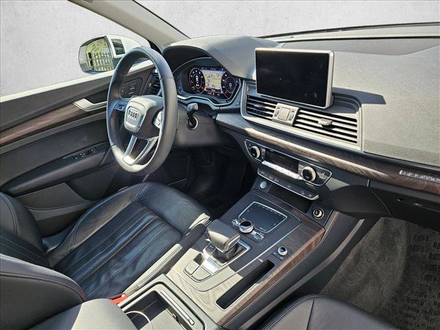 Used 2018 Audi Q5 2.0T Premium Plus w/ Premium Plus Package AWD/4WD image 11