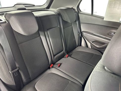 Used 2018 Chevrolet Trax LS w/ LPO, Protection Package FWD image 27
