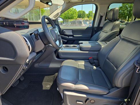 Certified 2025 Ford Expedition Max Active AWD/4WD image 27